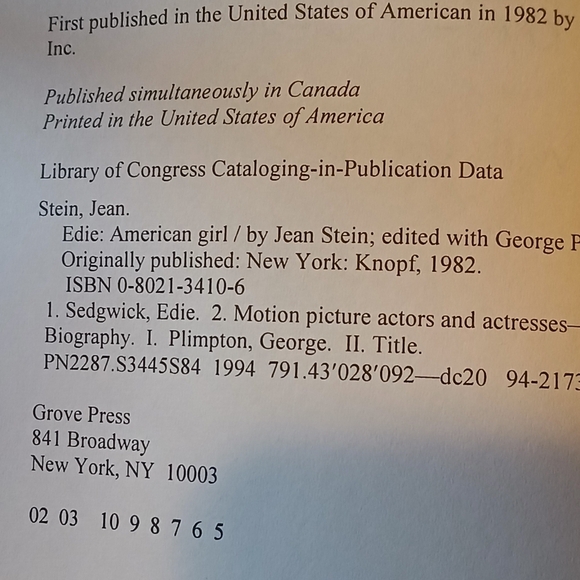 Edie: American Girl Paperback –1982 English edition  by Jean Stein/ George P - Picture 4 of 11